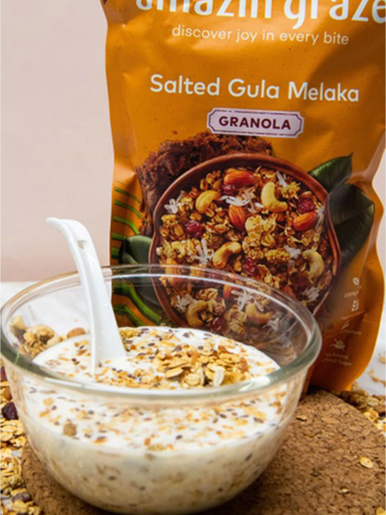 AMAZIN' GRAZE SALTED GULA MELAKA GRANOLA 250G - Image 3